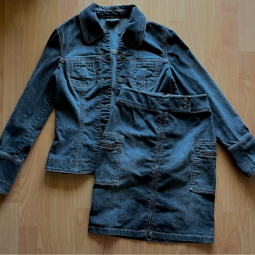 Classiques Entier Dark Denim Jacket - Picture 3 of 9